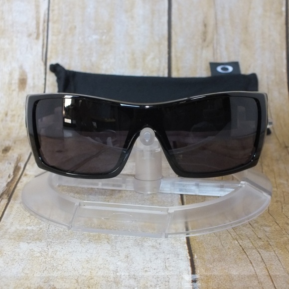 New Oakley Batwolf Sunglasses Polished Black Grey - Picture 3 of 7